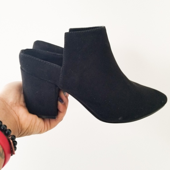 SOLD || Express black suede clogs | size 7 - Picture 3 of 5